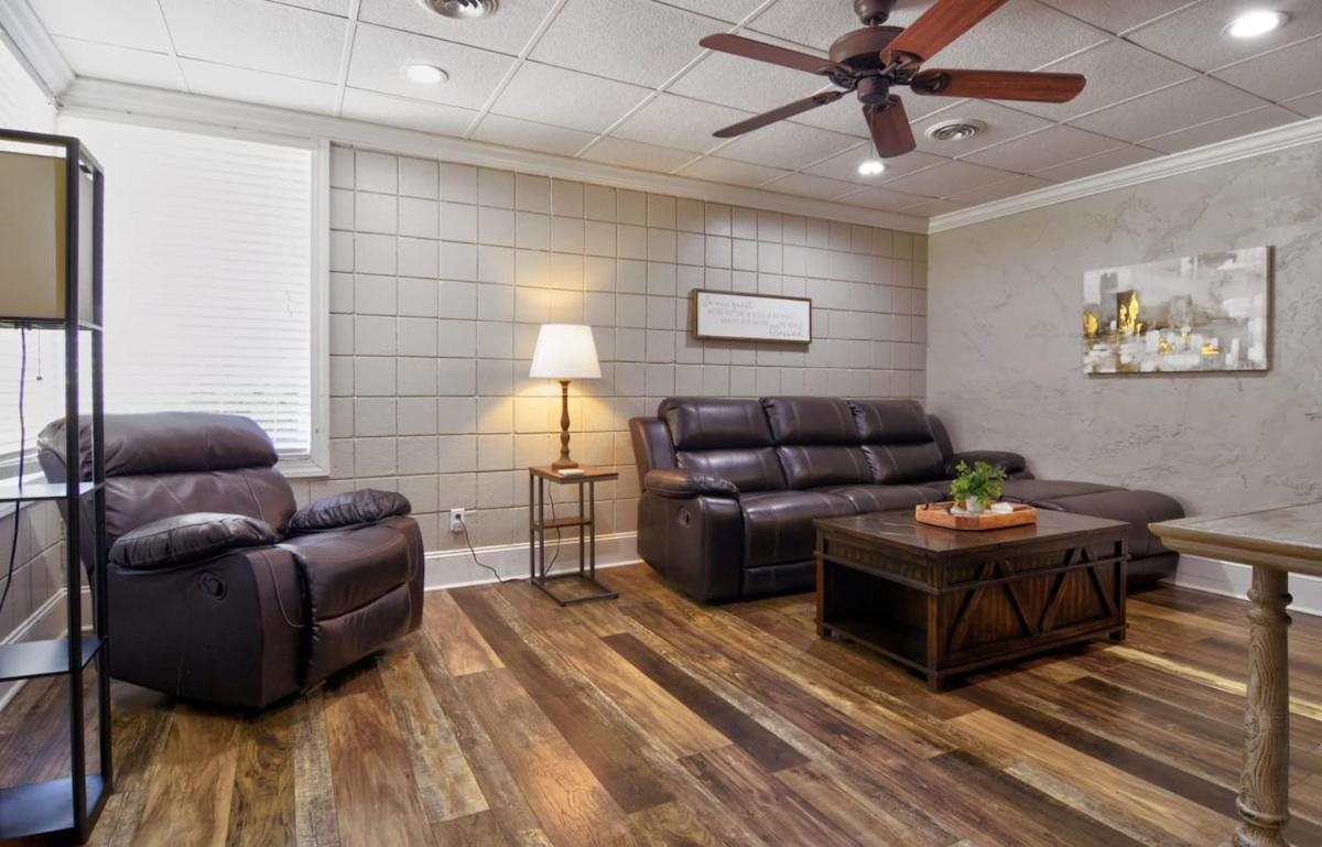 Comfortable Cottage On The Blue Mile - Close To Gsu! ステイツボロ エクステリア 写真